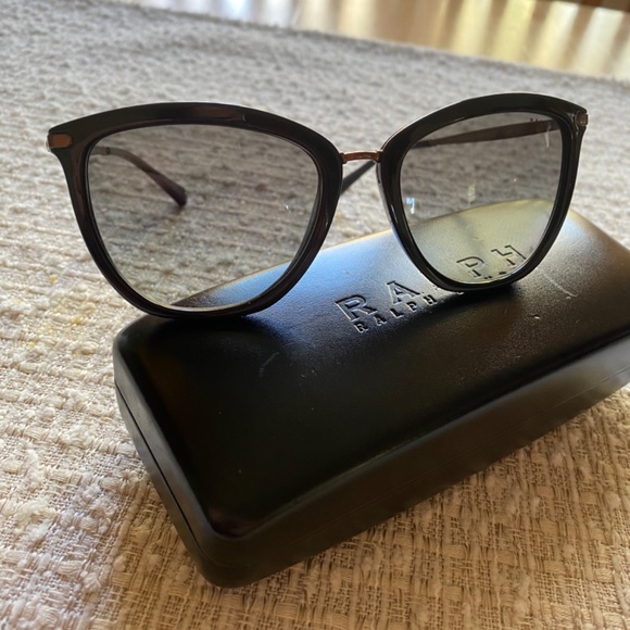 RALPH RALPH LAUREN women’s sunglasses - Picture 2 of 3